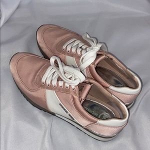 Michael Kors Shoes (Size:7)
